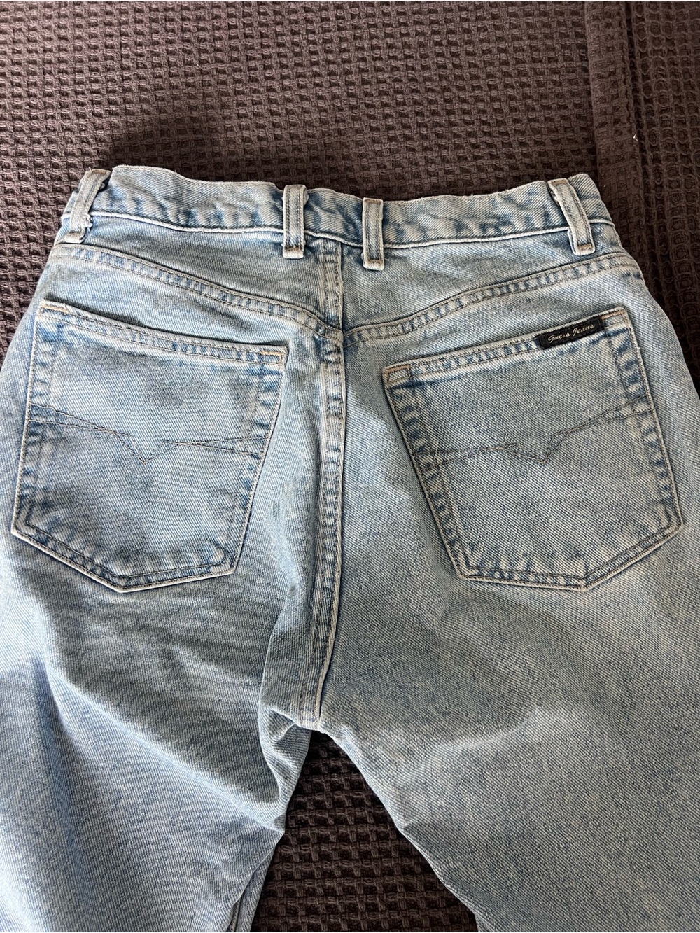 Guess Light Blue Straight-Leg Women's Jeans - Picture 4 of 6